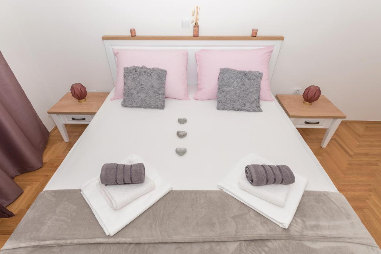 Deluxe 3 Bedroom Apartment With Sea View Baška Voda Eksteriør bilde